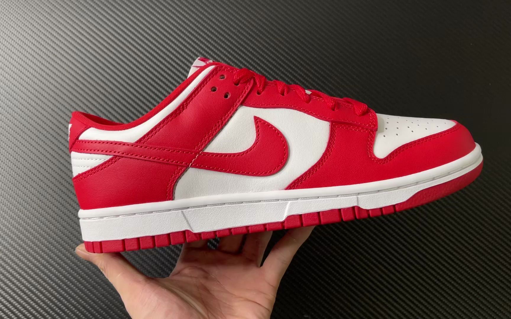 dunk大学红!东南亚订单