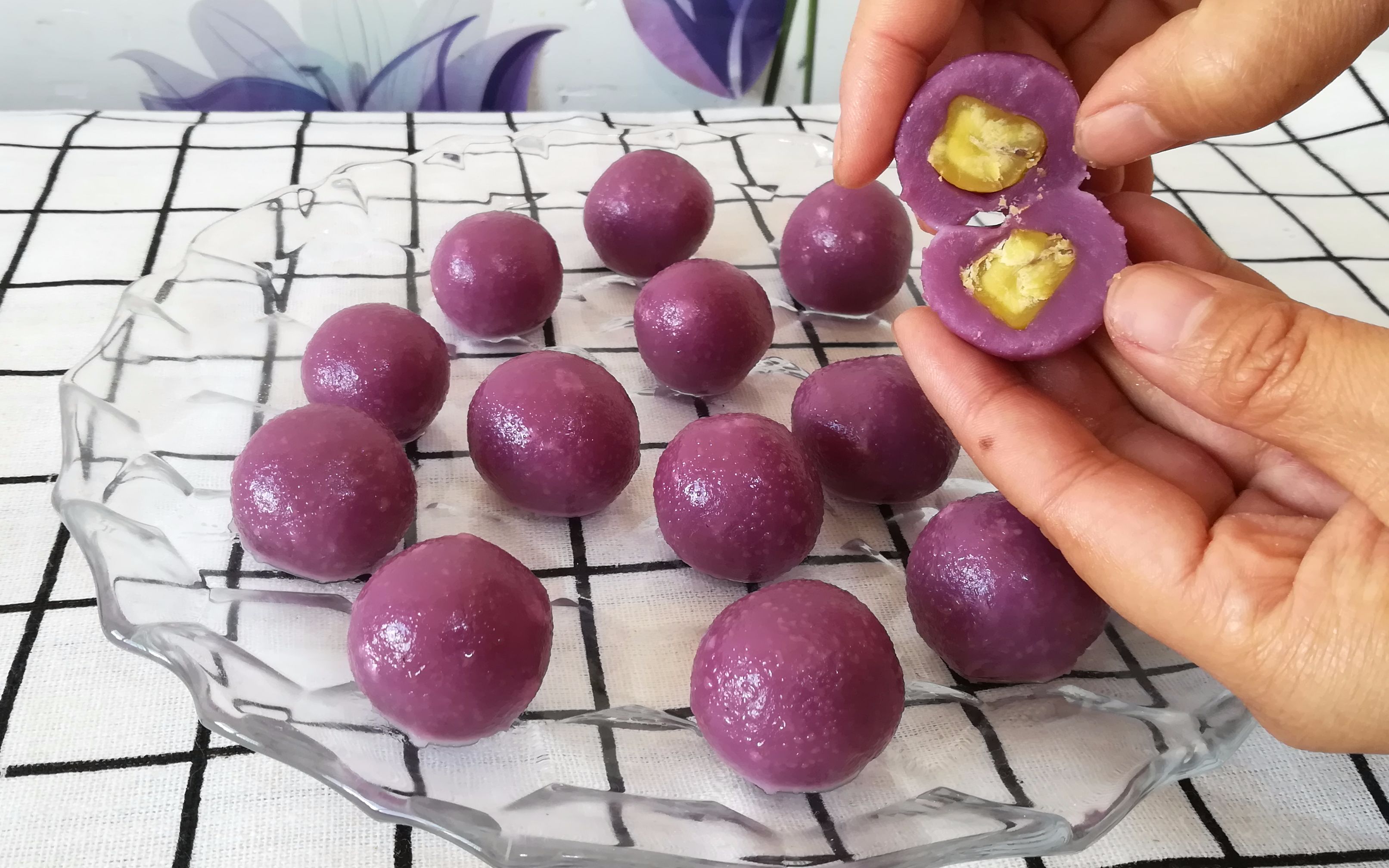 2个紫薯,一碗糯米粉,教你简单快速做糕点,软糯香甜,超简单_哔哩哔哩