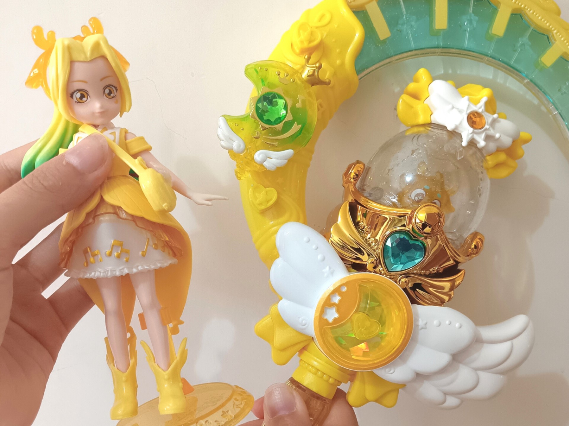 这个巴啦啦小魔仙白尹玥礼盒必须五星好评!