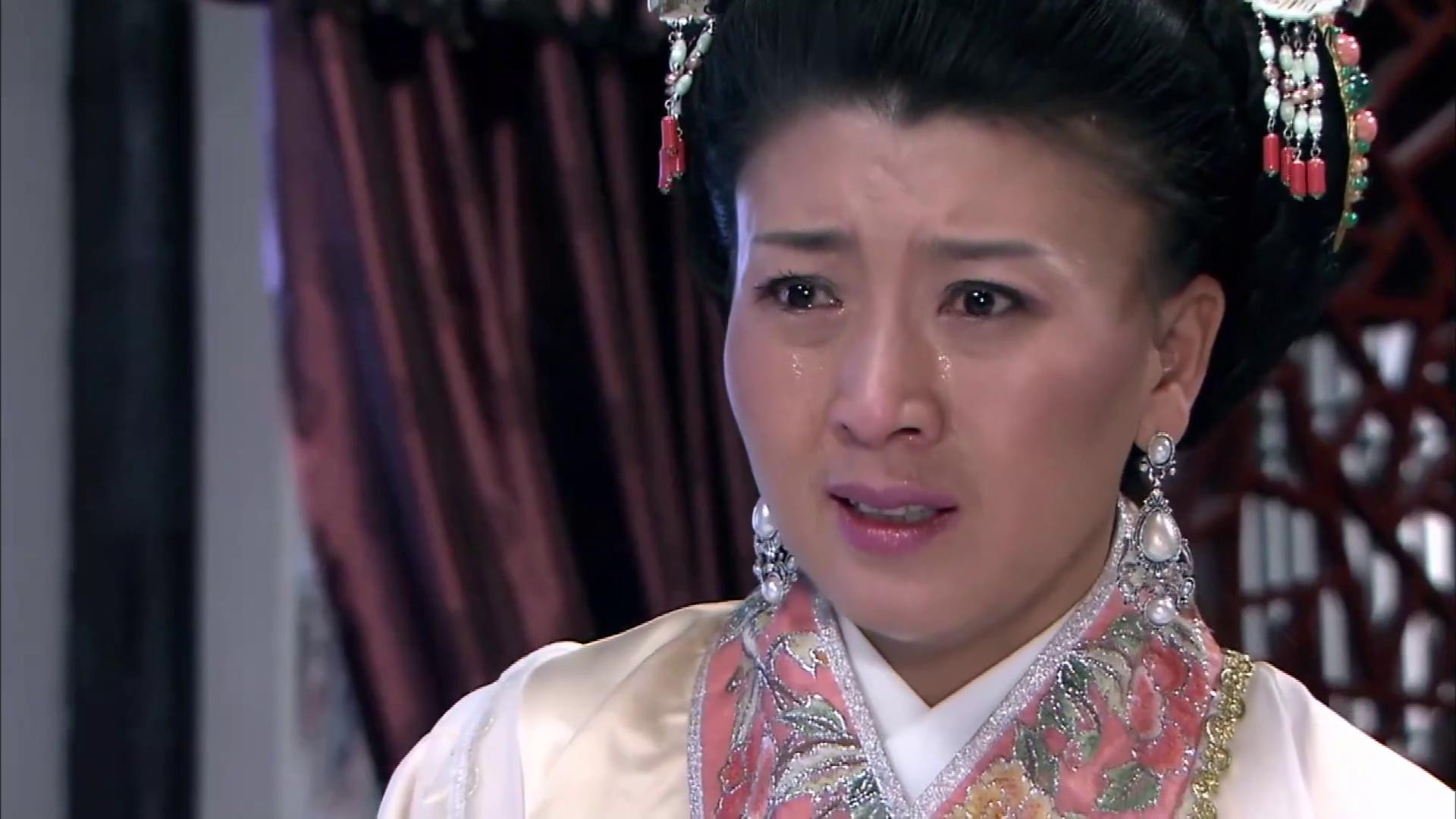 包青天:艾虎得知母亲改嫁,嫁的还是自家仇人,出口让她去死!