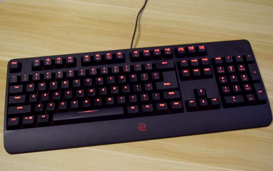 光学电竞键盘到底什么样卓威celeritasⅡ卓威二代键盘棱镜轴键盘测评