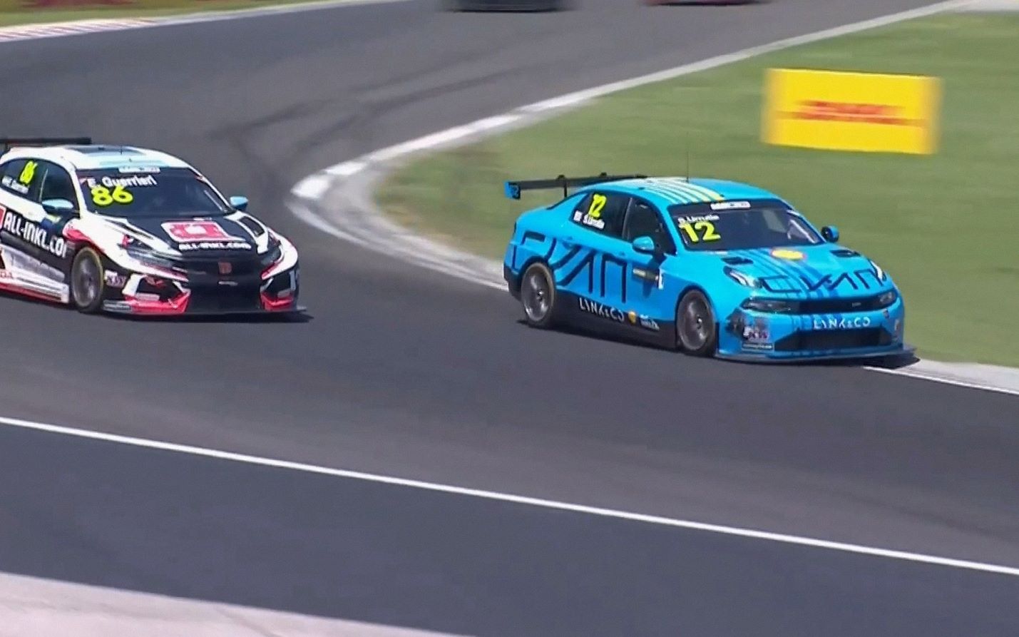 2022 wtcr匈牙利站|乌鲁西亚弯道超车