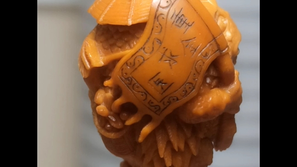 橄榄核雕刻艺术蛤蟆背天鹅