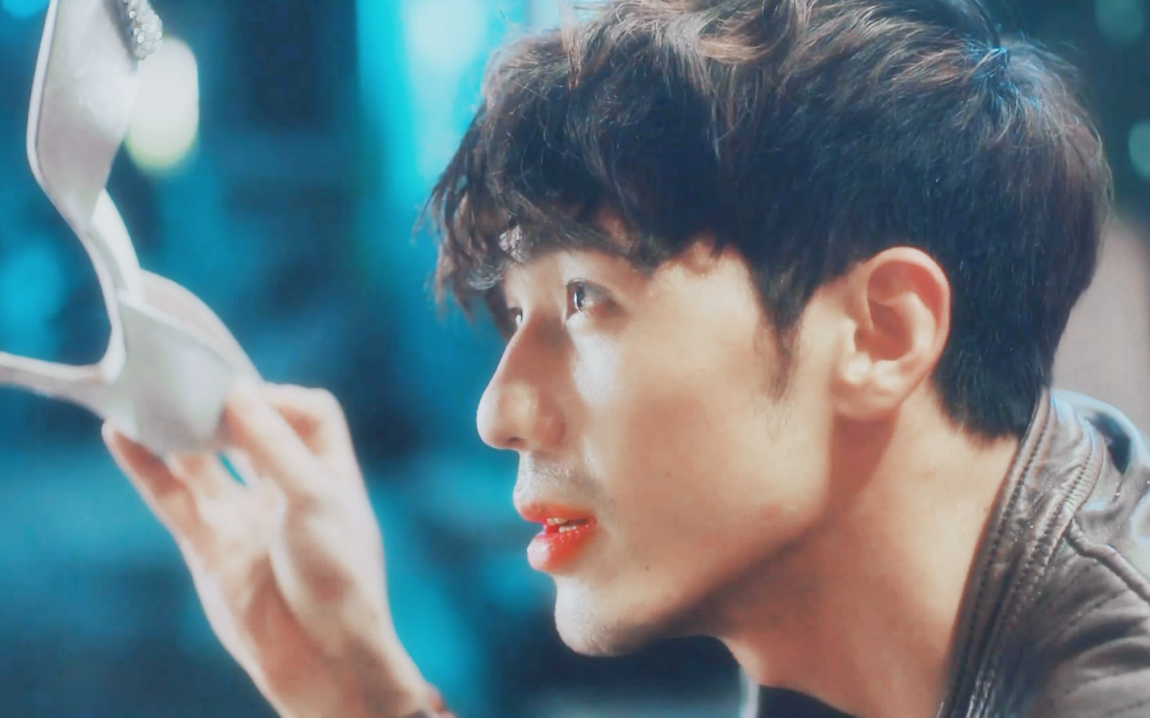 一眼万年【杨修贤】谁说白宇不帅把视频甩给他看