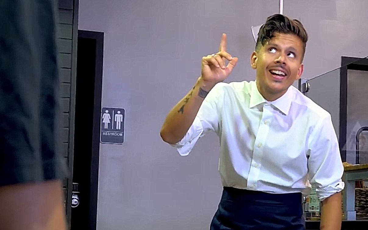 [图]你唱与不唱！洒家与你慢慢理会！中文字幕 音乐侍者 Funny Musical Waiter Rudy Mancuso