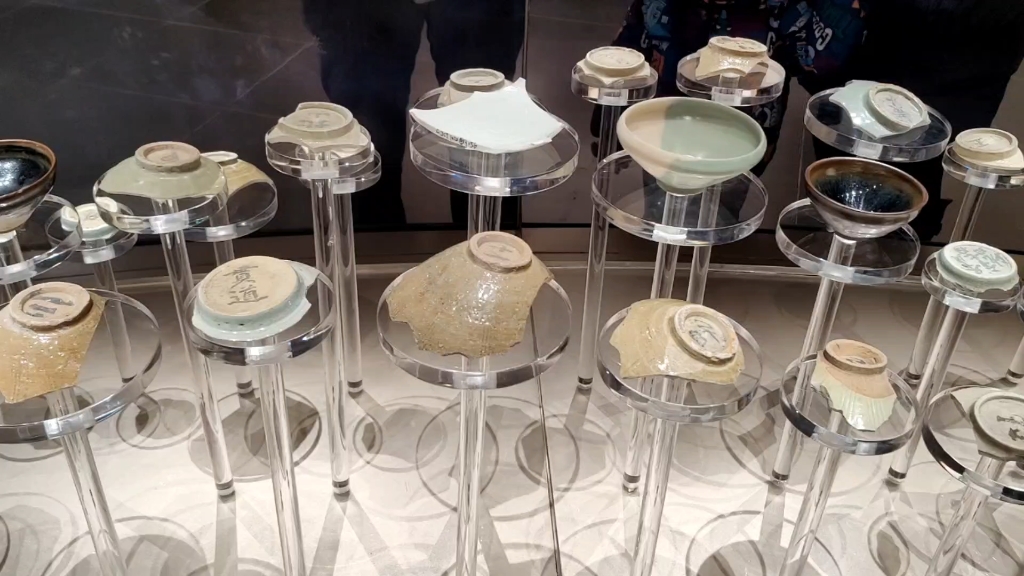 杭州南宋德寿宫遗址博物馆陶瓷碗,盏展品