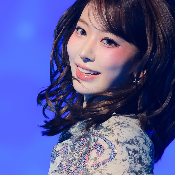 宮脇咲良官方中字】全场250420 LE SSERAFIM“EASY CRAZY HOT”IN