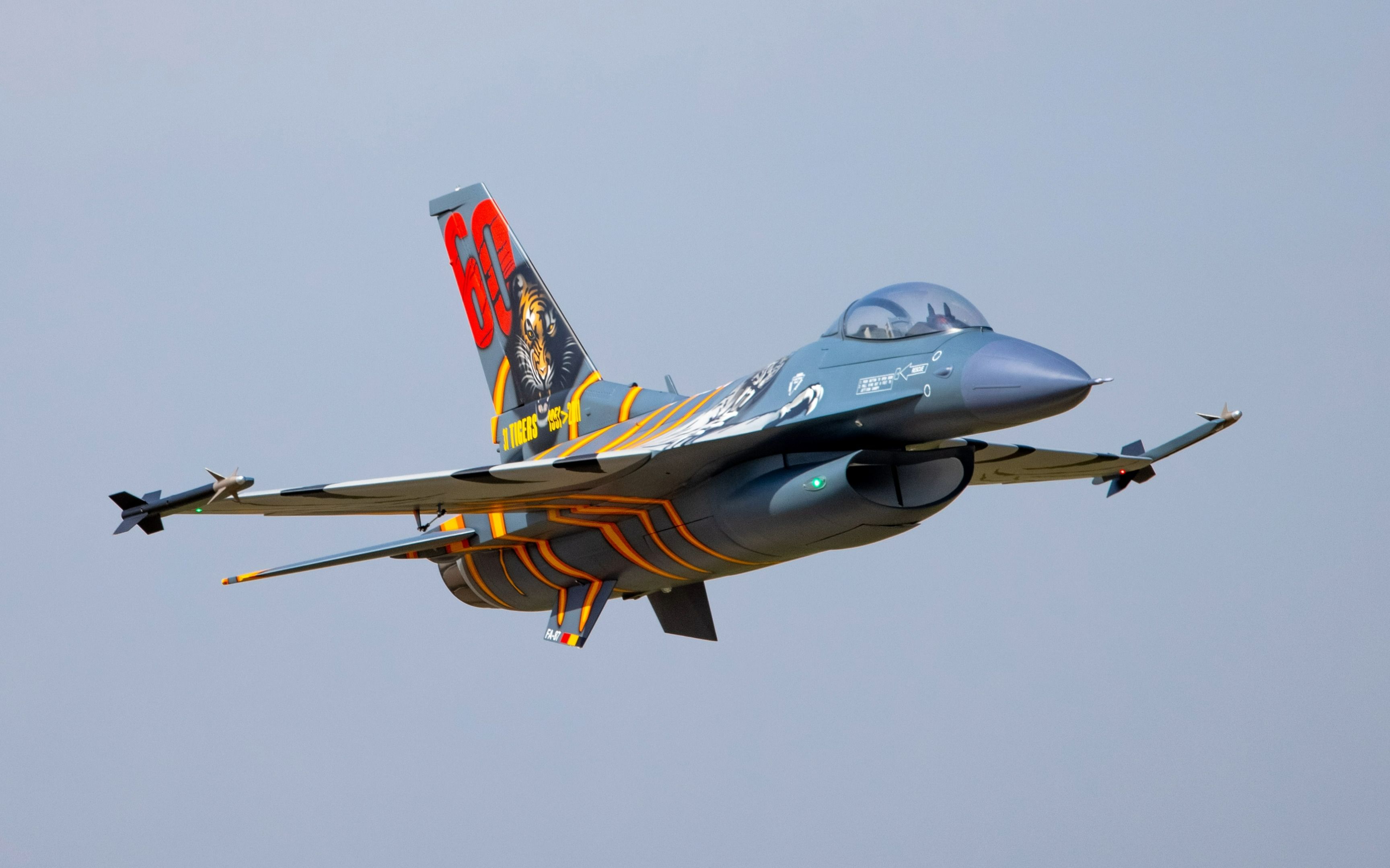 (正片)1/6 涡喷f16装机调试 首飞照片