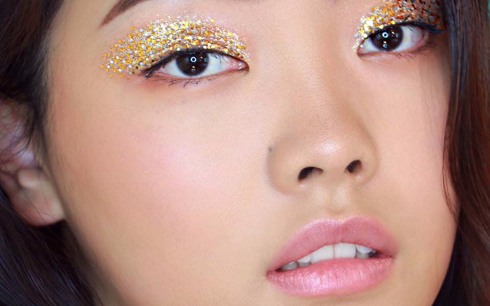 亮片假日眼妆教程