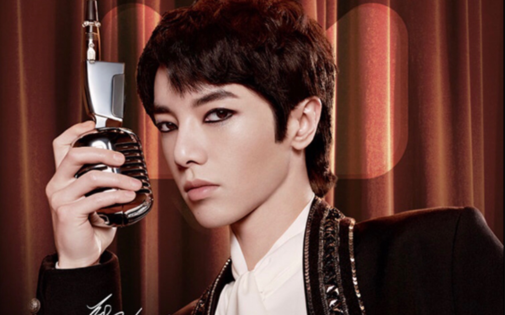 华晨宇恭喜华晨宇成为makeupforever全球品牌代言人