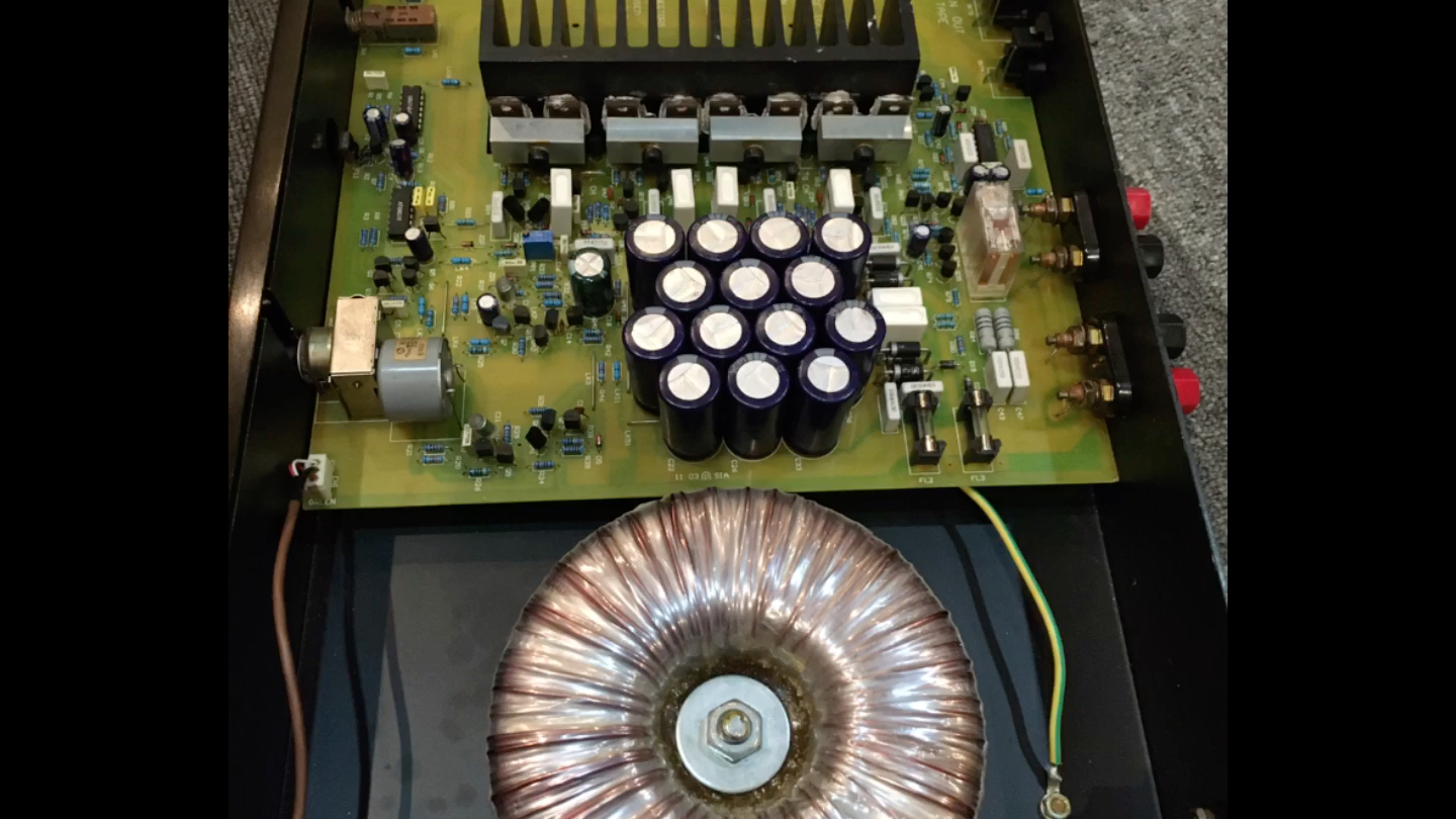 英国朗泉creek 4330mk3se合并式晶体管功放