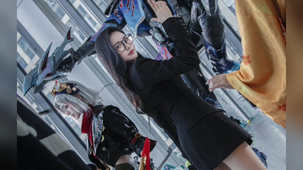 落九川酷酷的大女孩