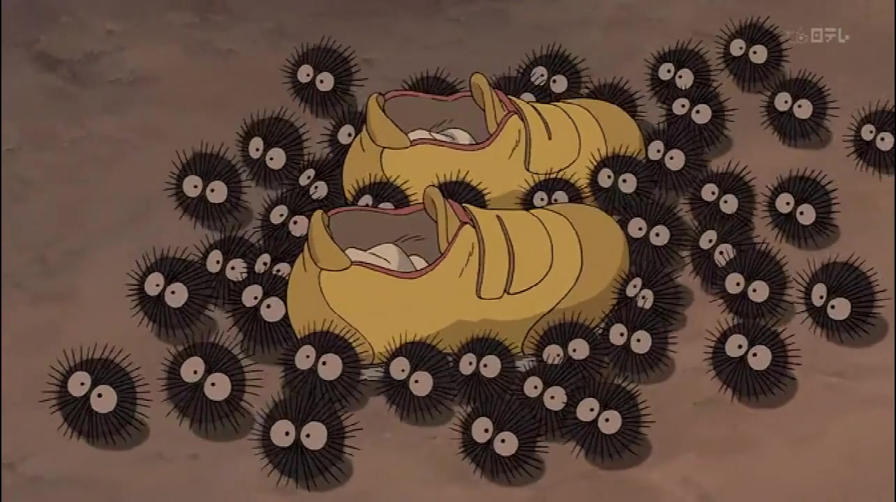 宫崎骏动画里的黑煤球图片