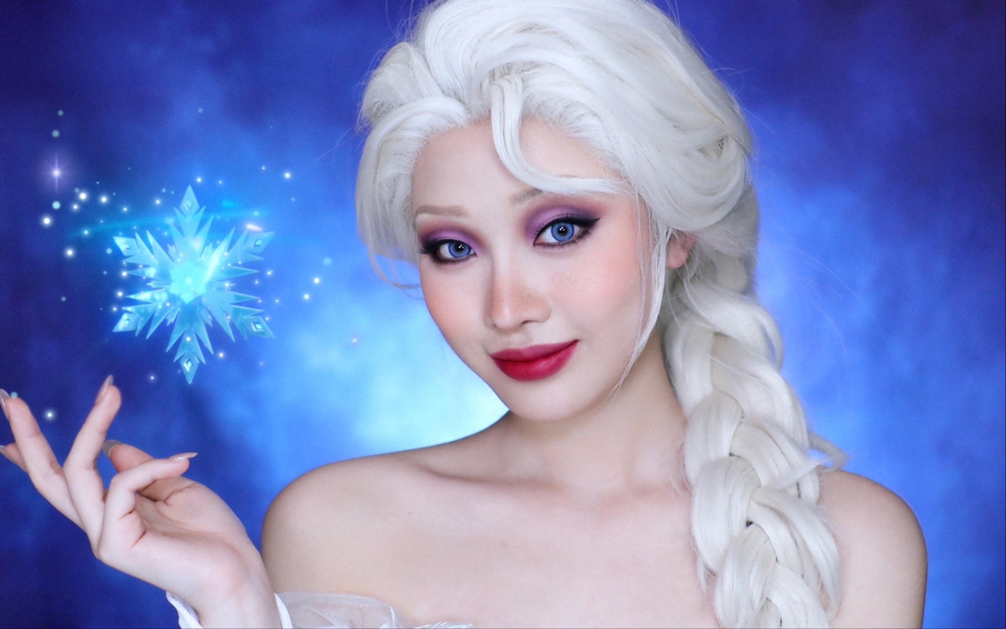 【封封】迪士尼公主仿妆系列|冰雪奇缘艾莎elsa仿妆|这次是女王_哔哩