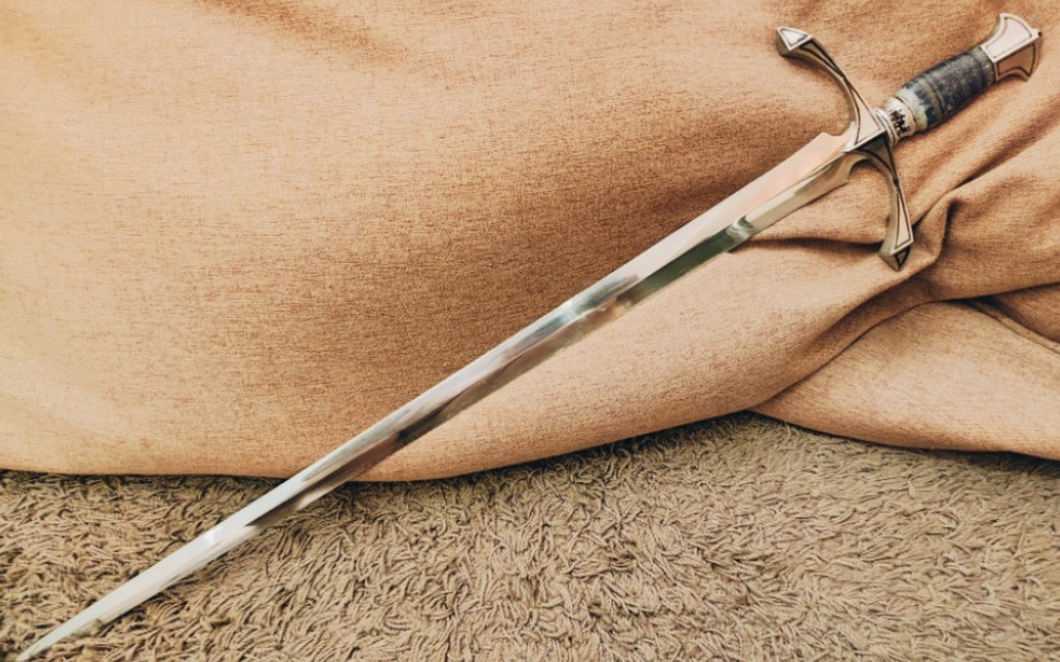 那把青金石剑柄的剑的进度