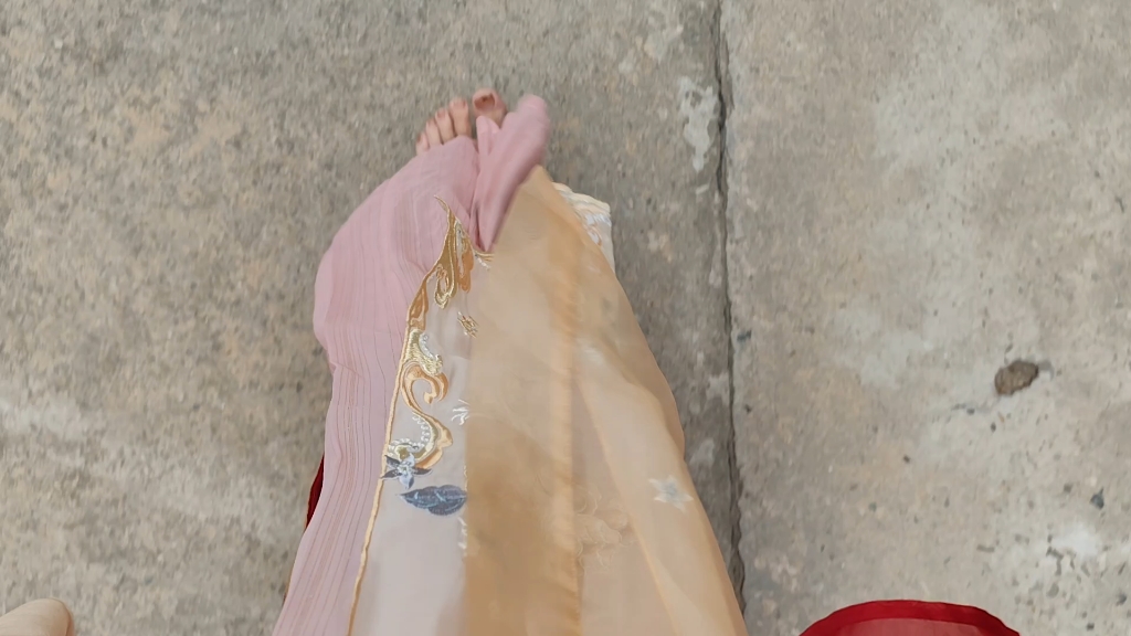 穿女生汉服洛川遗梦赤脚