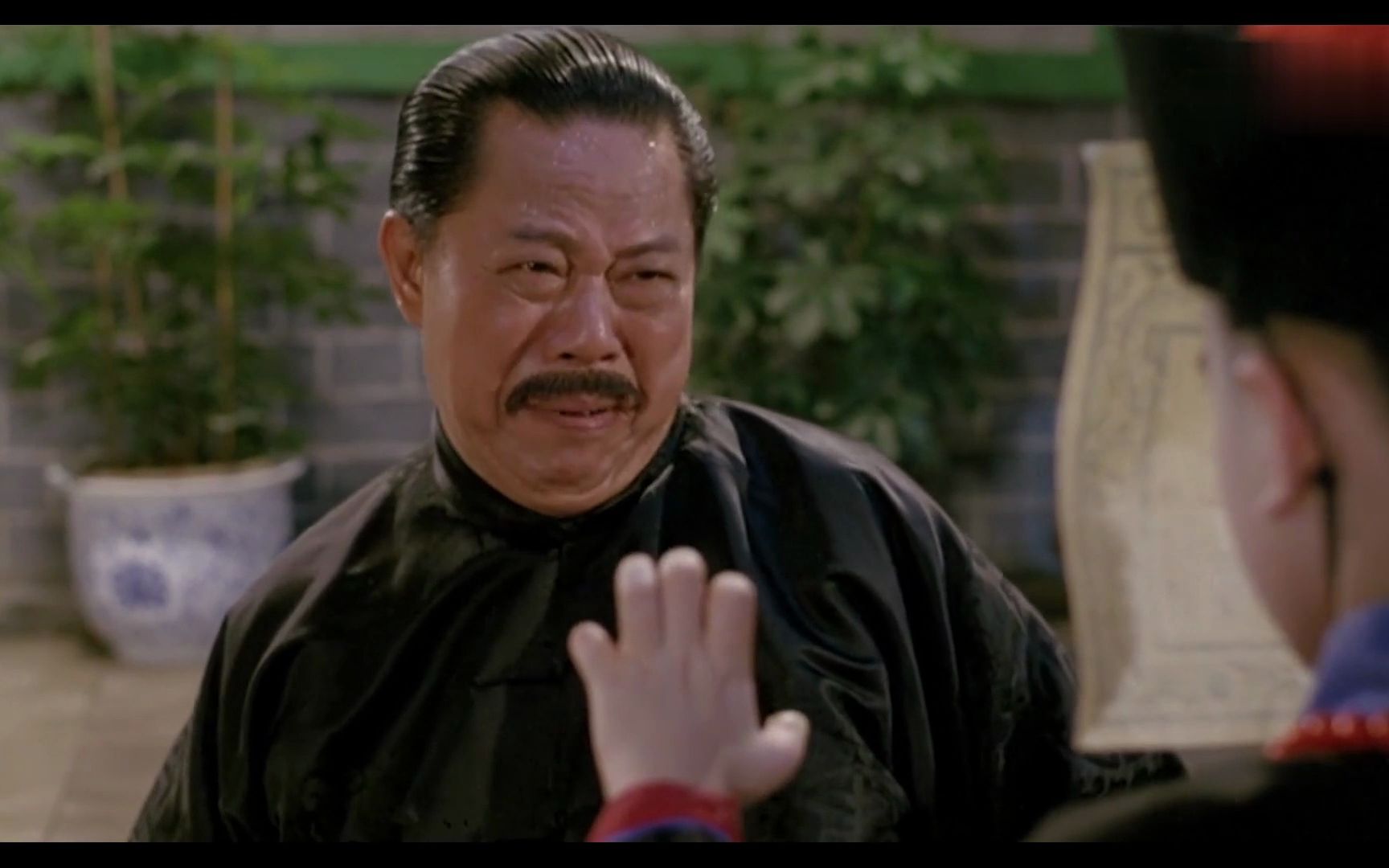 1987年林正英主演的《灵幻先生》有大漏洞,放到现在上映会被骂惨