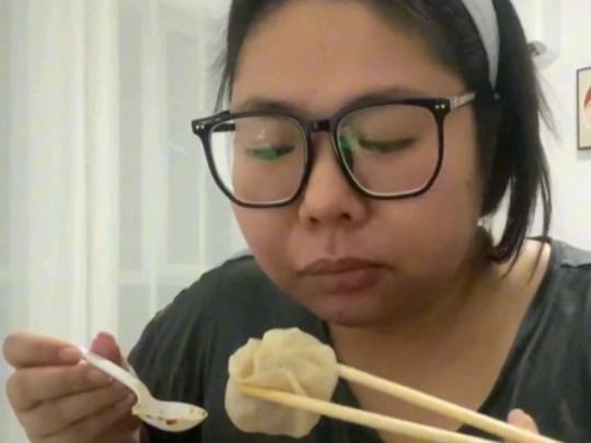 咪姐怎么又迷上早蟹哥哥了,评论区领取一个尿盆哥哥吧