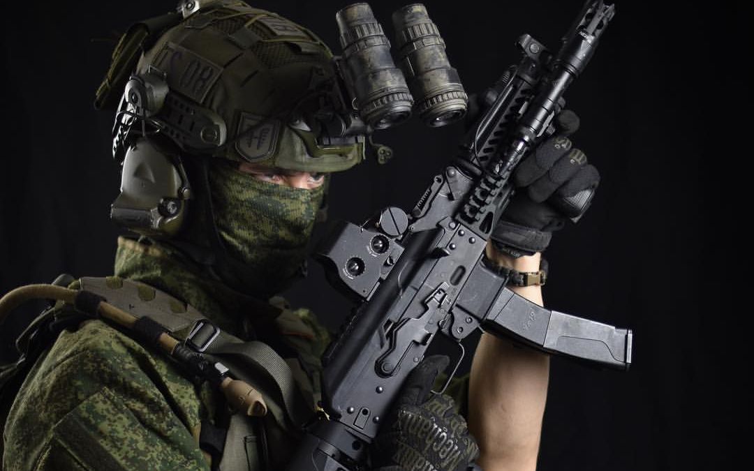 硬核cqb战术游戏,破门而入