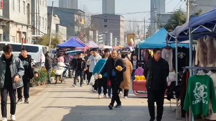 [图]热闹后的冷清应该更为孤独……