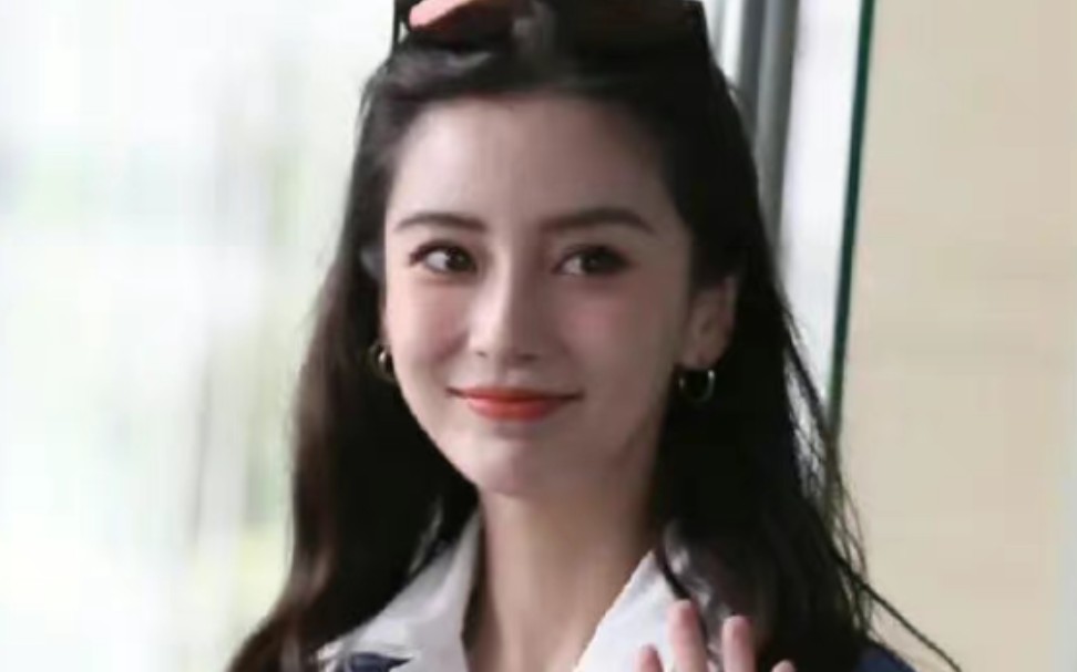 [图]路人视角下的ab有多美？即使是路人视角她的颜也没得喷◎Angelababy