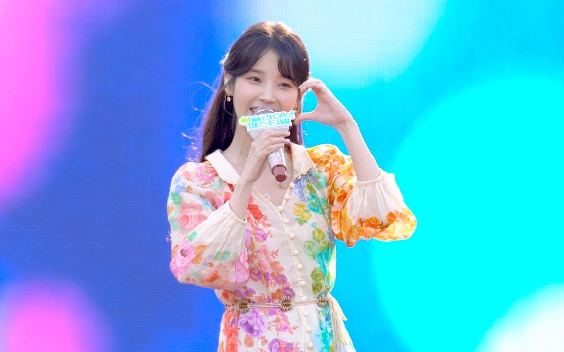 【4k轉載】iu《你的意義》好久不見,真露花裙李知恩「拍攝 by foryou