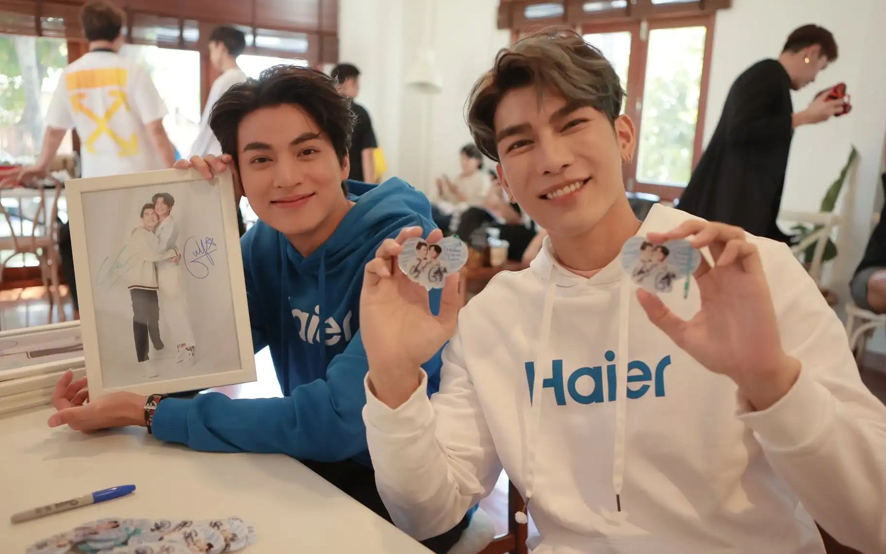 泰国高颜值cp mewgulf"缪糕"博士男和他的小奶狗