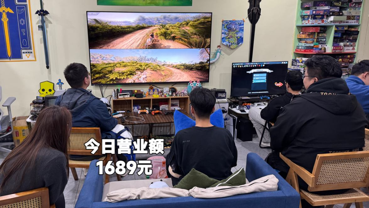 离谱 年底一算店里花了将近300000？开个赛博茶馆太贵了