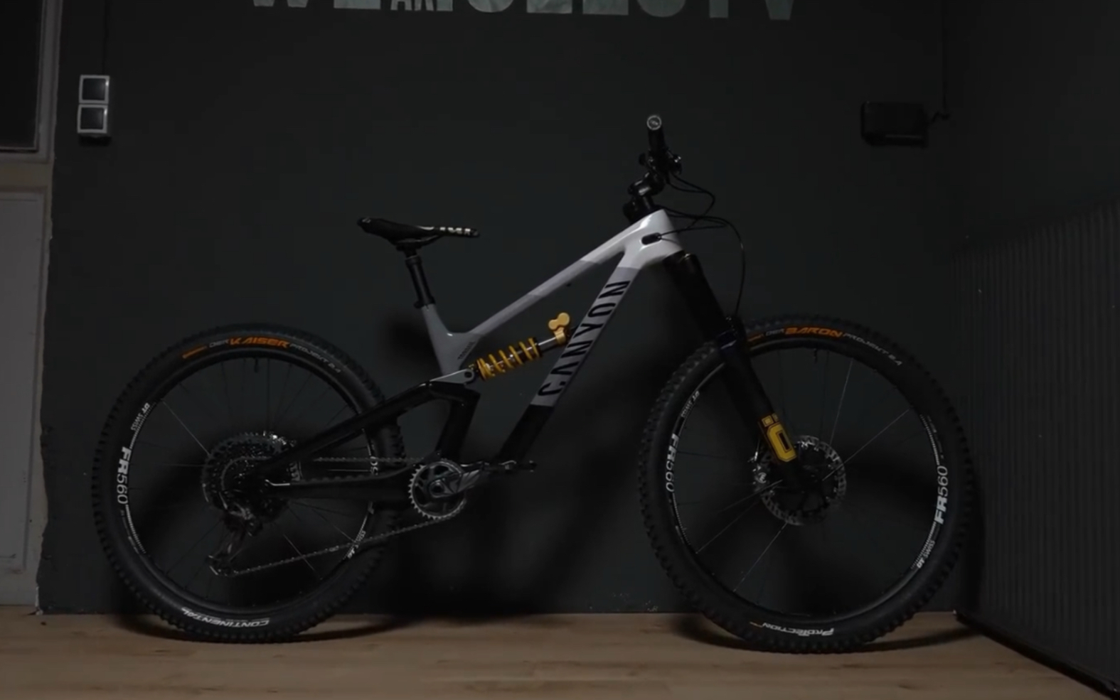 enduro bike-canyon torque(fabio wibmer裝車) 山地車裝車視頻(2021.