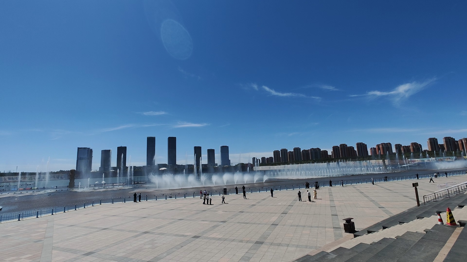 鄂尔多斯康巴什乌兰木伦湖音乐喷泉《曾经的你》