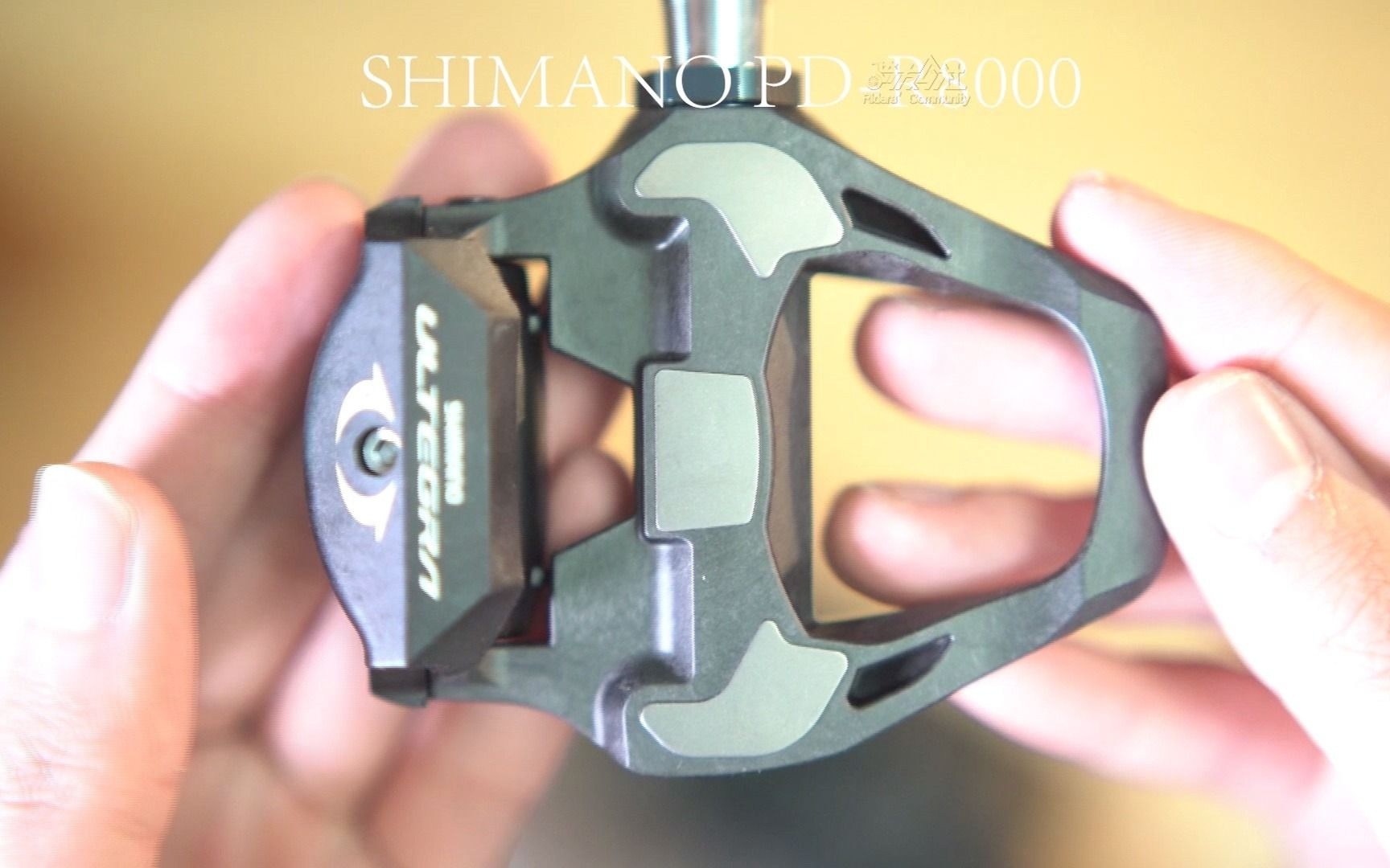 shimano禧玛诺多款公路锁踏外观展示r550/r7000/r8000自锁脚踏_哔哩