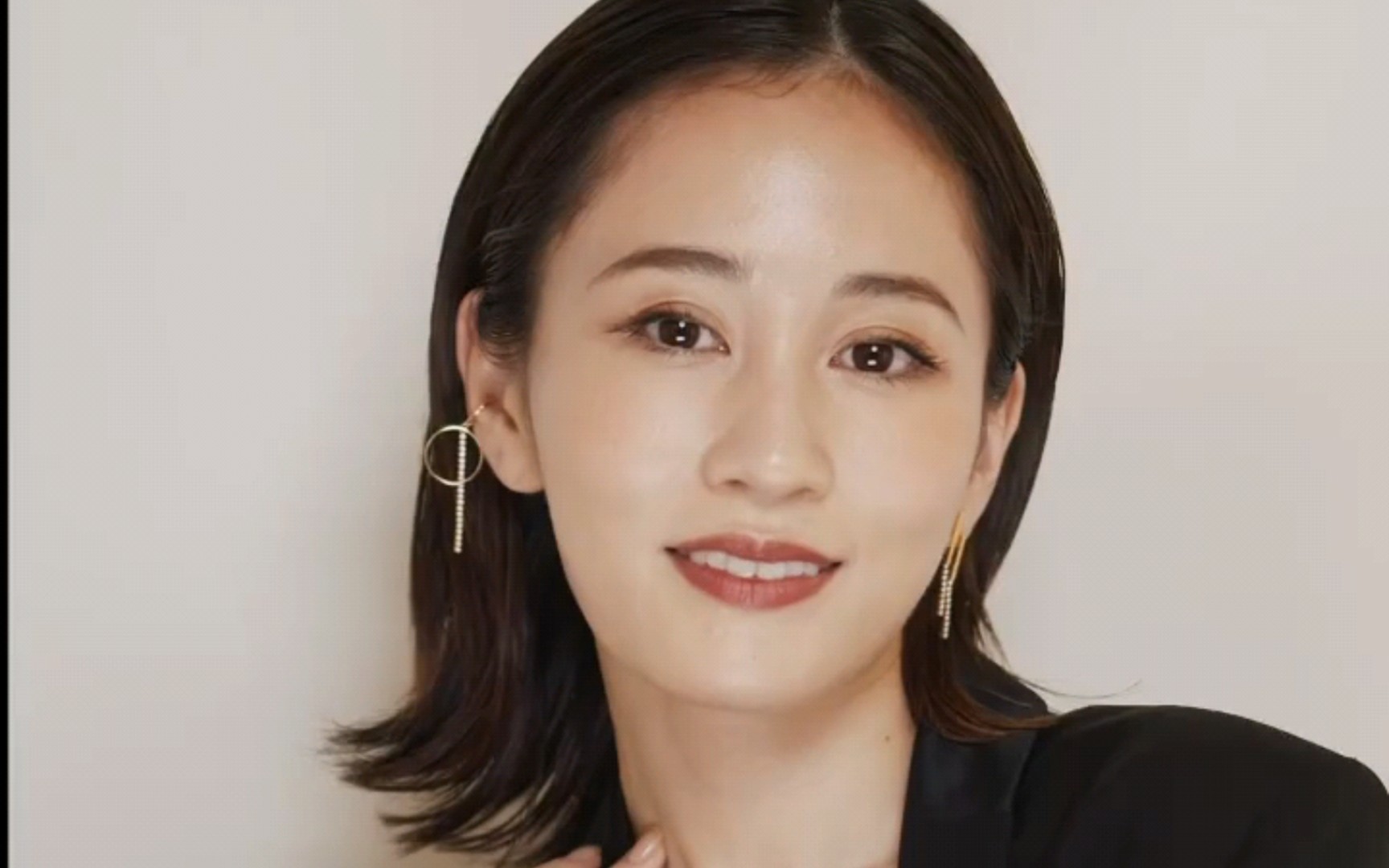 前田敦子ins 女人三十岁了要穿得成熟一点