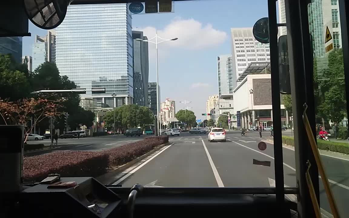 公交车俯视图片