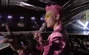 Tải video: BIGBANG超燃演绎《FXXK IT》演唱会现场，一切都安排得如此美妙~