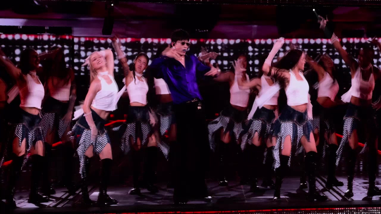 杰哥的抖眼镜舞《Lost in the star》