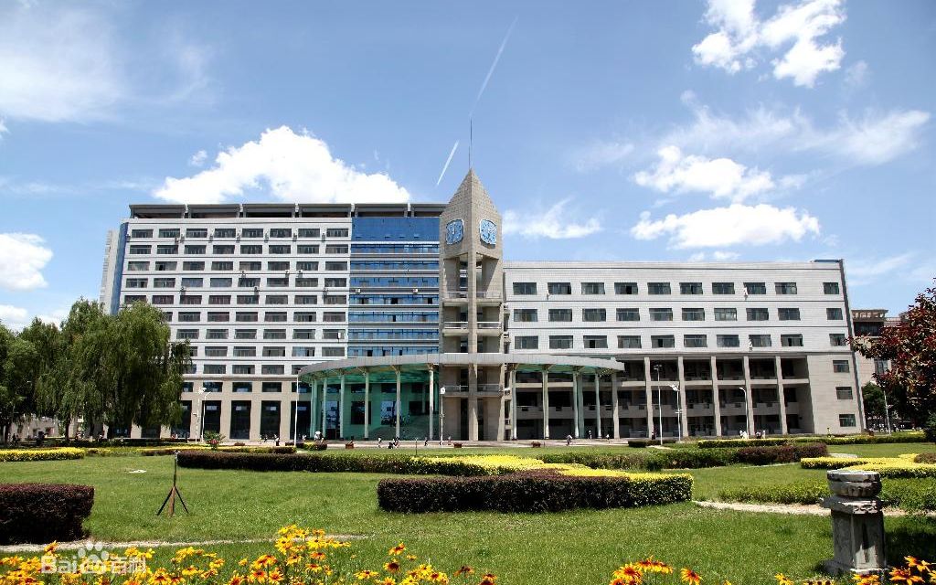 71惊太原工业学院学子2020年考研前一天晚的图书馆状况