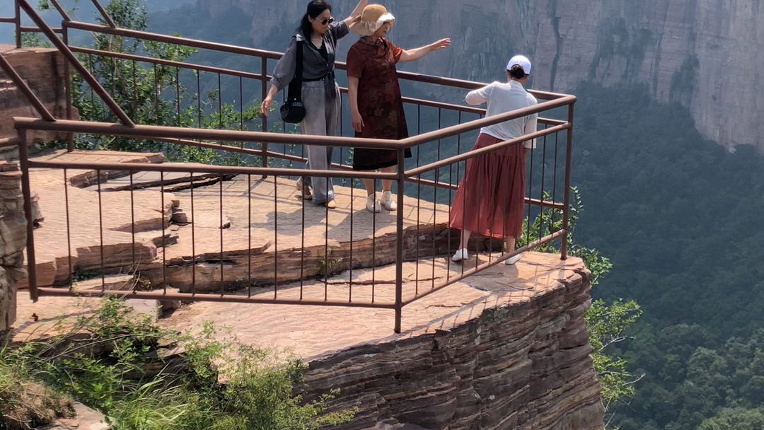 红旗渠王莽岭锡崖沟