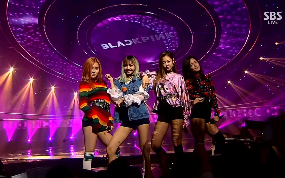 blackpink韩国女团yg粉墨2016年口哨whistle回归舞台现场