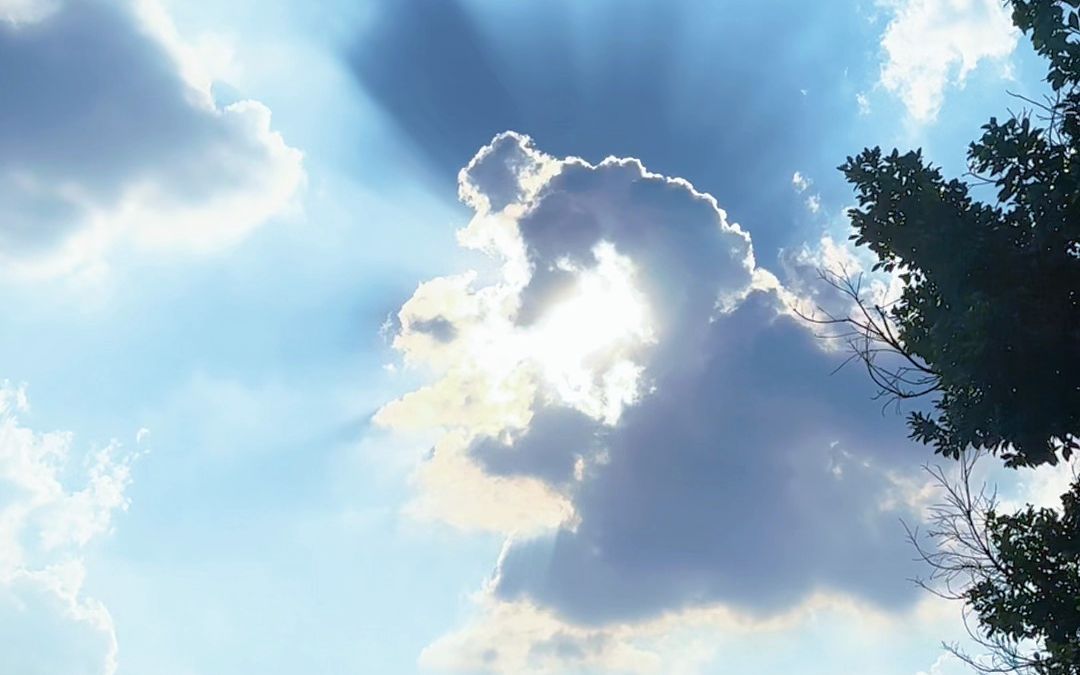 灵气音乐,向云端,一起来望望天空,放松一下