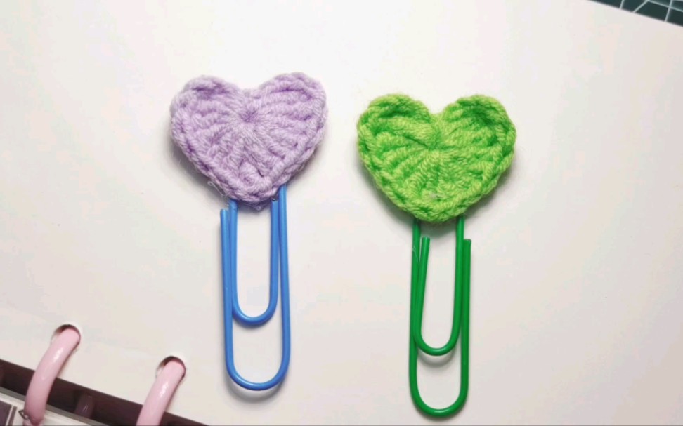 第68集:钩针毛线编织回形针爱心小书签
