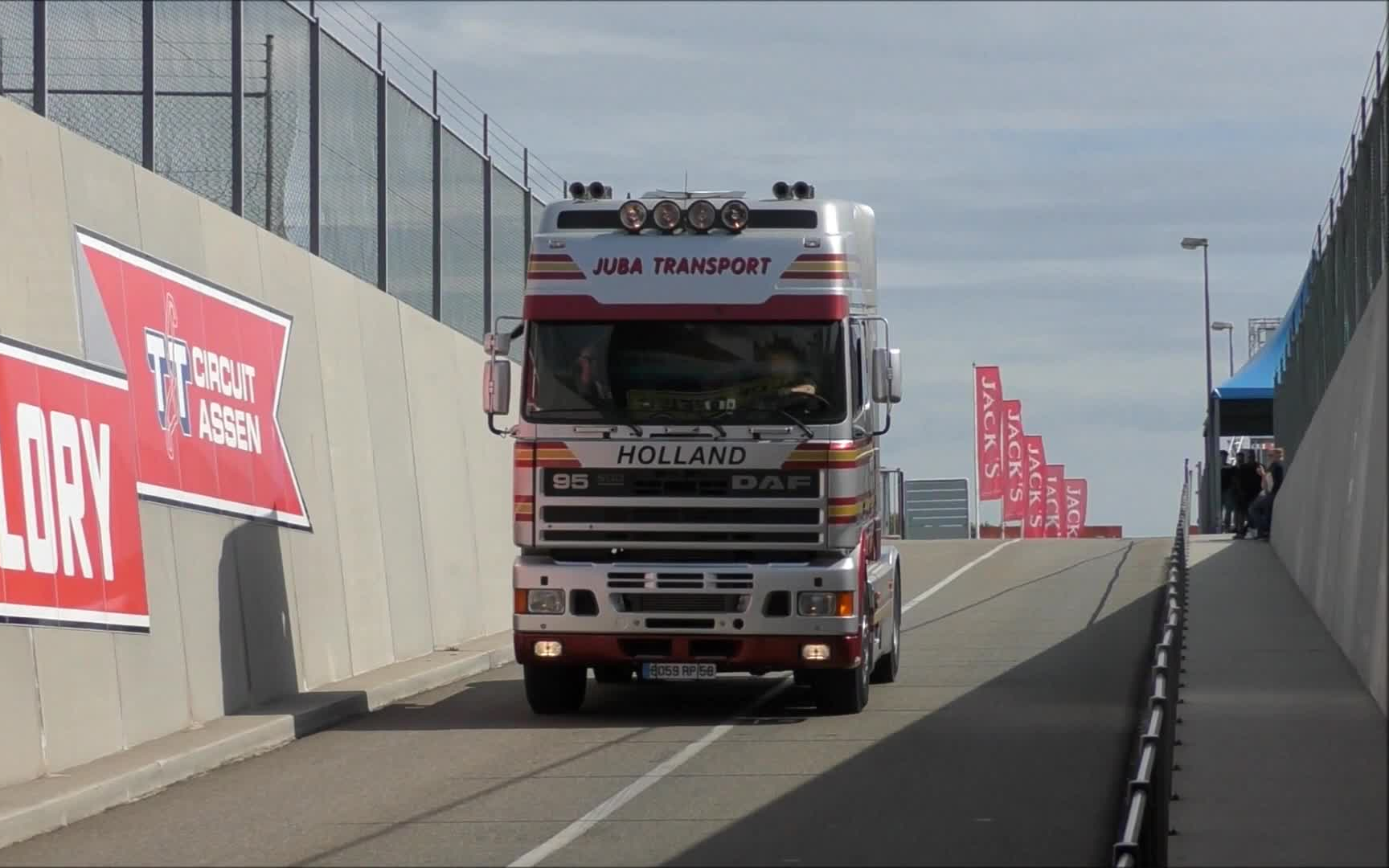 欧洲卡车misterpower2022卡车之星节上的开管声音编辑