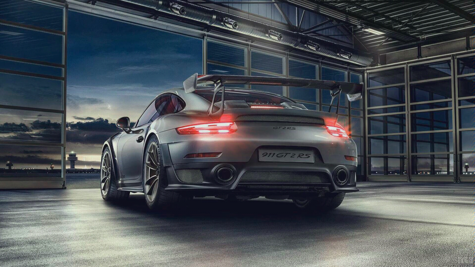 赛道机器――保时捷911 gtr rs