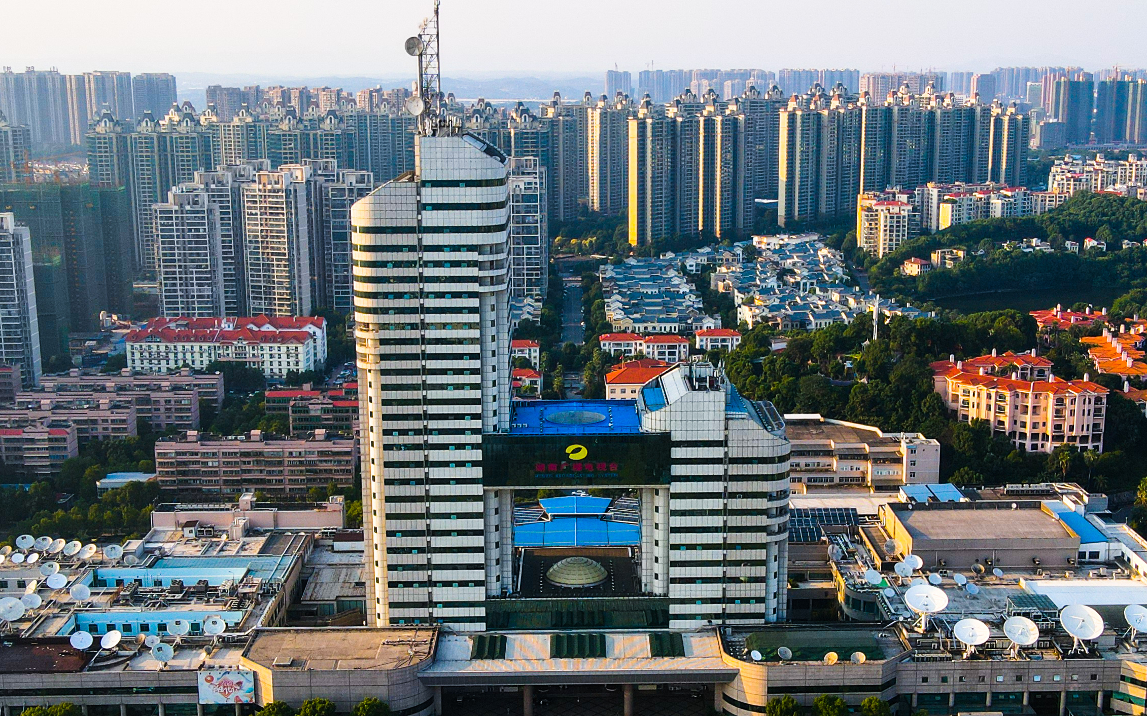 从空中俯瞰芒果台