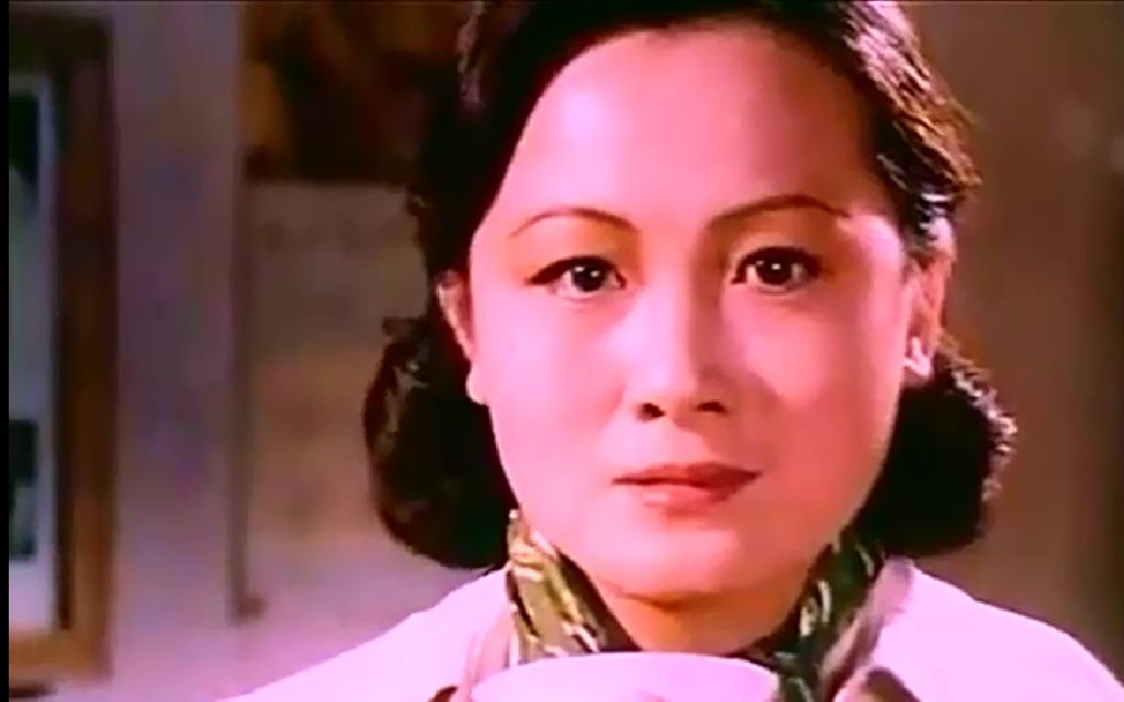 【泪目了】1979年故事片《樱》插曲《妈妈,看看我吧》哔哩哔哩bilibili