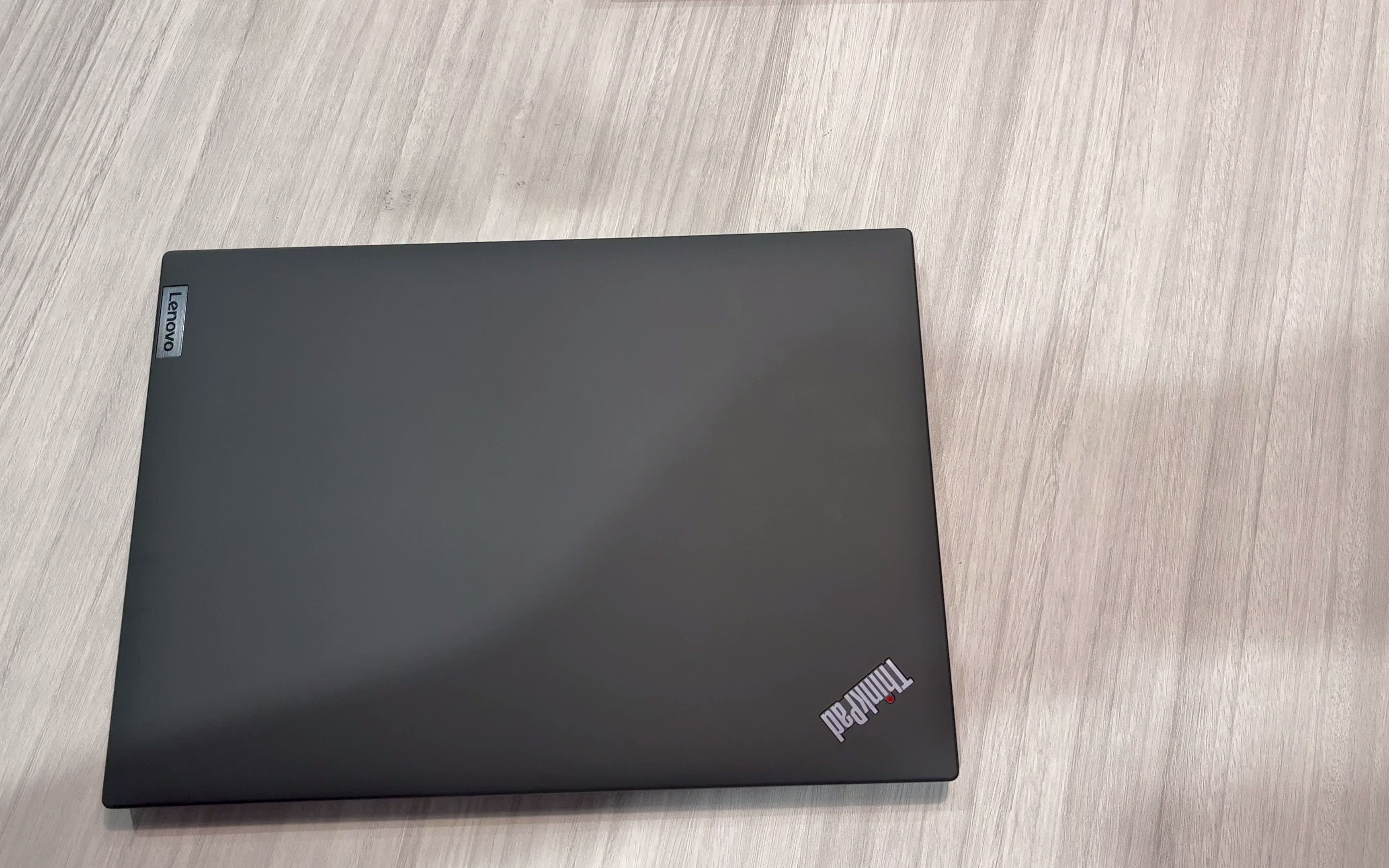 thinkpad t14 gen3  2022 外观对比t14s gen2 2021