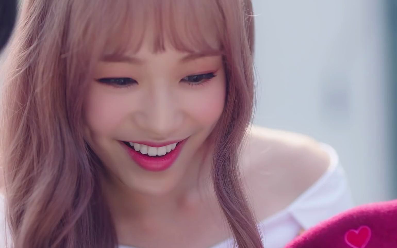 珍藏性感女团mvapriltakemyhand