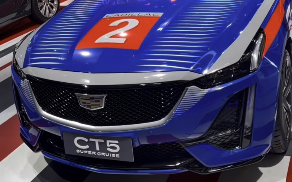 这套车衣拉花 你爱了吗?#凯迪拉克 #凯迪拉克ct5