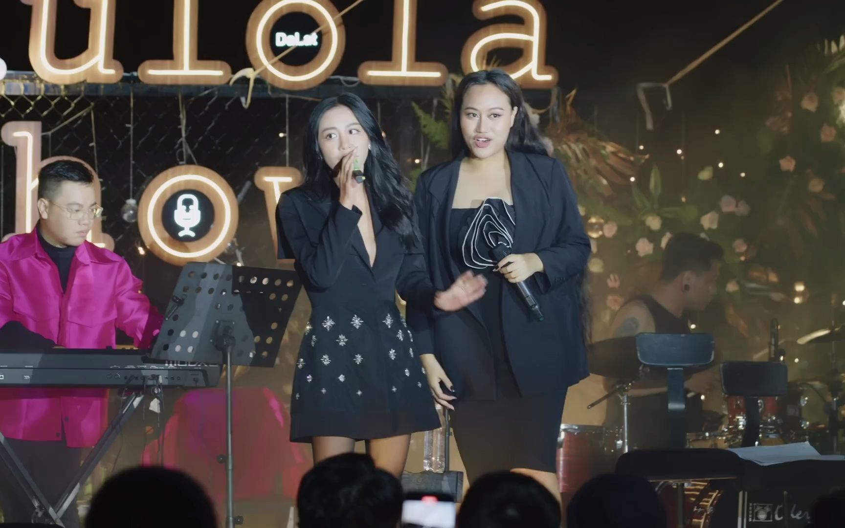 [图][越南live]Sợ-Sofia x Văn Mai Hương@live at Lululola CĐK mini concert