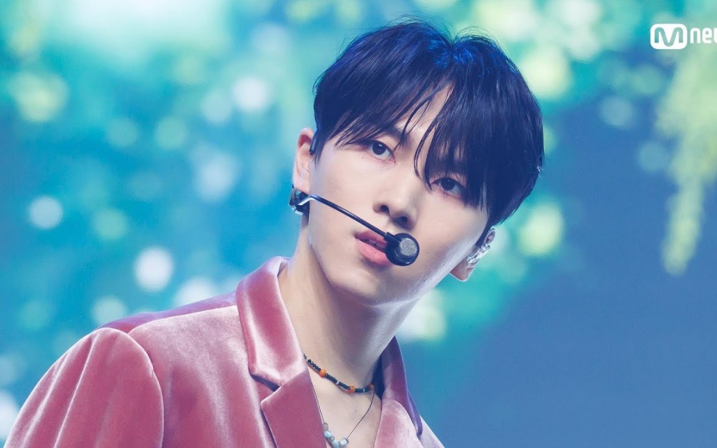 打歌舞台220811pose姜炯求kinopentagonmcountdown出道solo初舞台