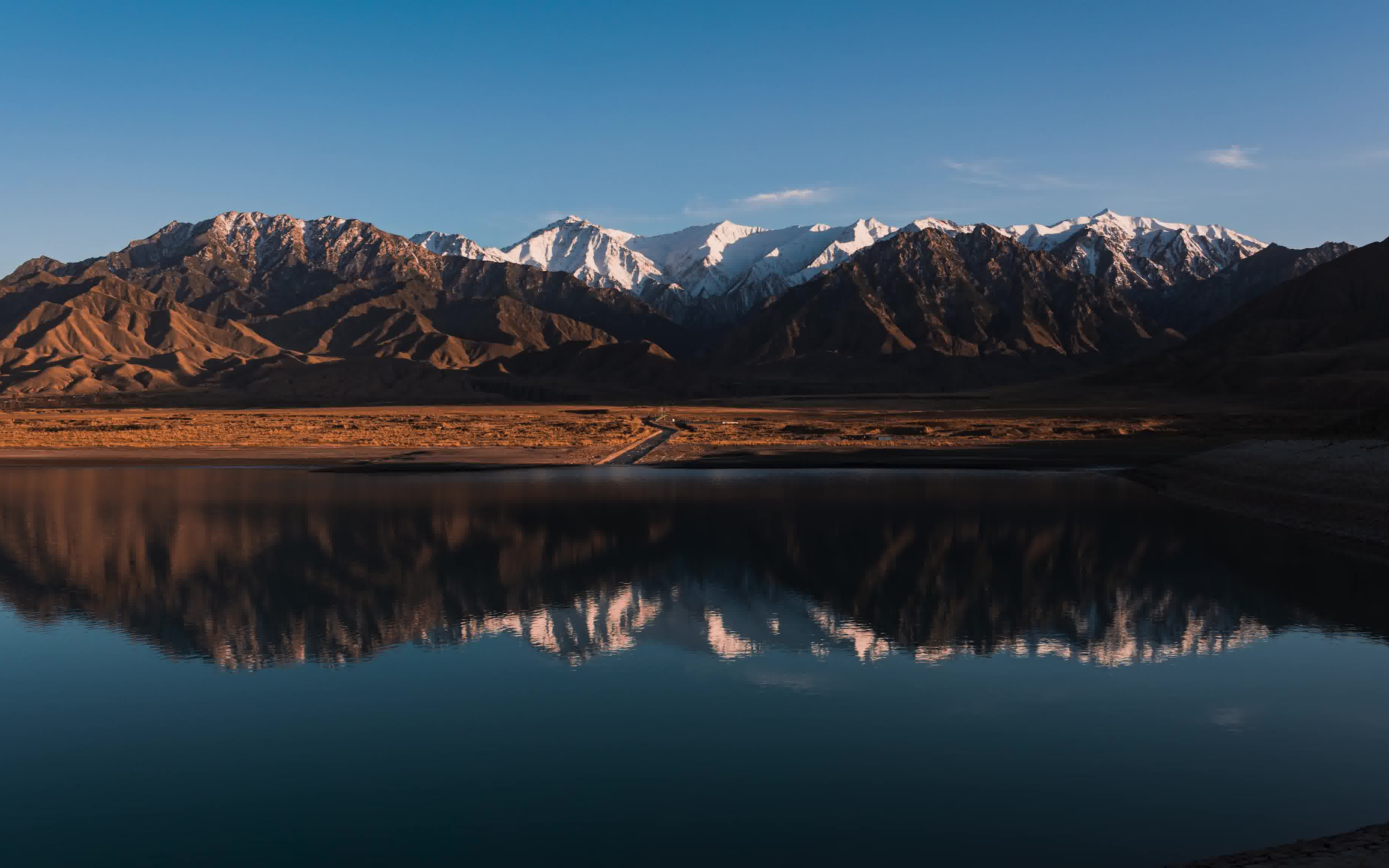 活动  [4k]祁连天池日照金山